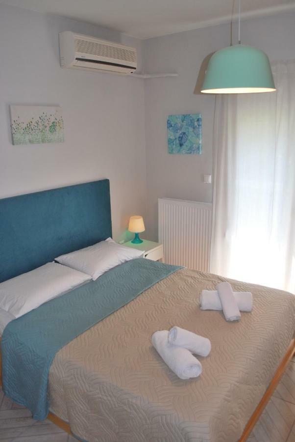 Cornelia Apartment Palaiontsiflikion Exterior photo