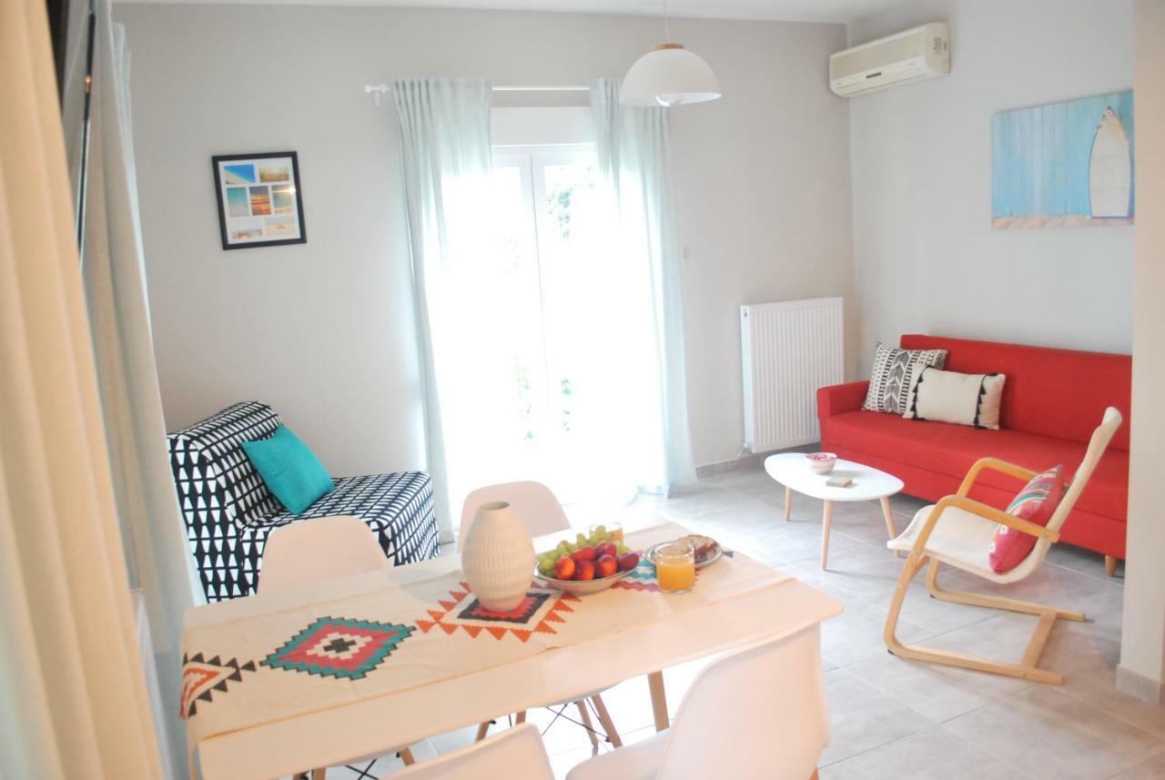 Cornelia Apartment Palaiontsiflikion Exterior photo